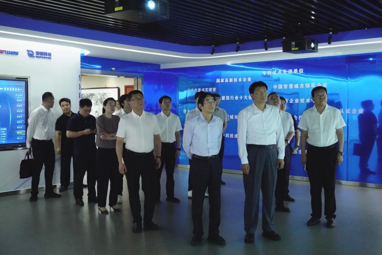 南昌市委副书记、市长高世文调研qy球友会(中国)—以AI赋能韧性城市建设情况